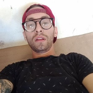 Yo sigo aqui