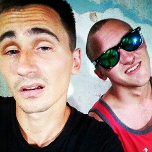одень_наушники,или_уебень_на_сабе 