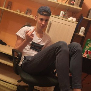 На студии я овер