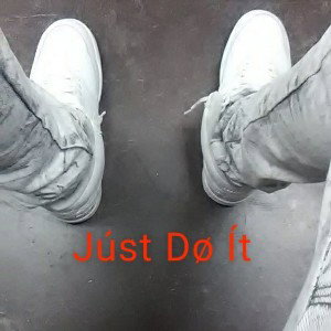 NO MO