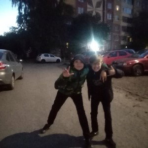 мы пошли подегали 