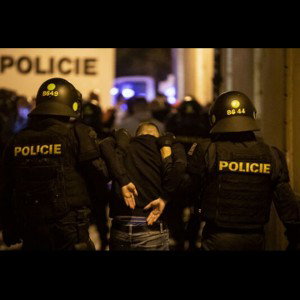 Bapho - Polizeigriff