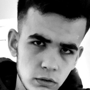 А . М . М . У .Б 
