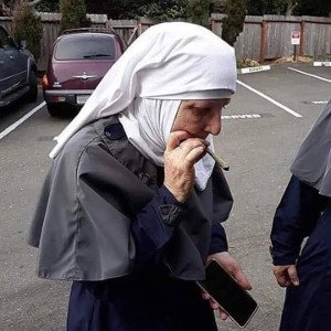 Dios no aprieta