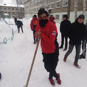 минус – под титаник