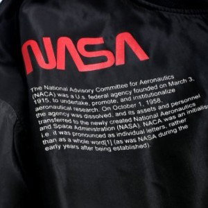 Supr1me - Nasa (official)