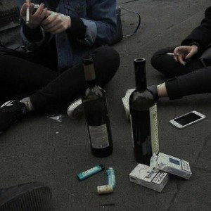 ВЕДЬ ОНА ЕЩЕ МАЛОЛЕТКА