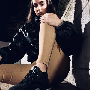 OSCURO🖤