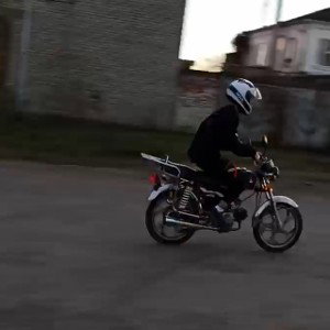 Ровно в шесть 