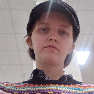 Улыбаться