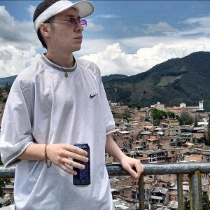 Gʜ͡ᴇᴛᴛ͜ᴏ Free - El barrio sigue en mi. 