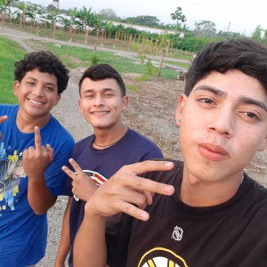 Edmilkley MC ft Danielito23 ft OjosRojos