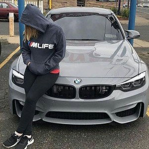 Жизнь трудна