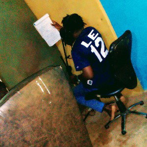 DIAFLY WEEI - NUMBER ONE