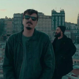 No.1 - Dünya Gül Bana (Düet Heja) Official Video #SiyahBayrak