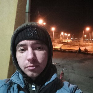 молодой