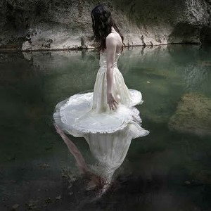 🌊💀🎼La Dama del Río🎼👁️💀🍀