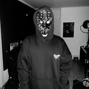 ANDER $ BENDER - выстрил пау