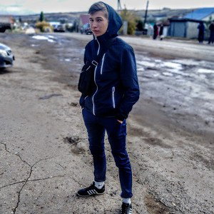 первый