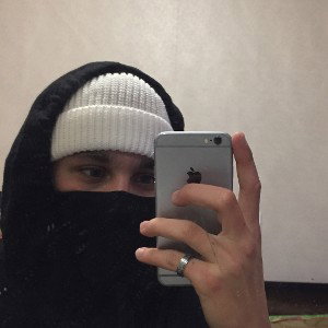 PlugBoi (04:35:38)