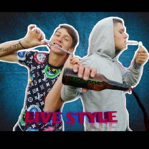 Live Style