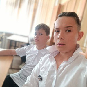 ну привет 1 трек приветттттт