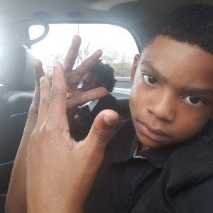 That's why I saw somebody in the car I shouldn't even turn 25 a yeah come on in the fly she don't want to Dave he got cr