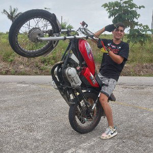 StuntWeed 