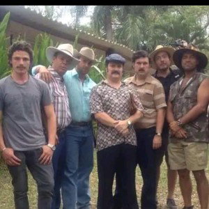 LOS NARCOS DE MUSIC