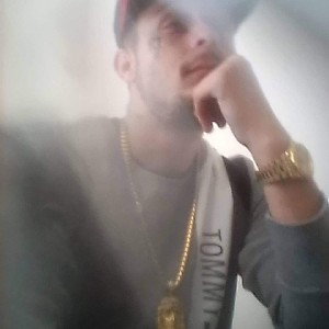 ... independent/artist...