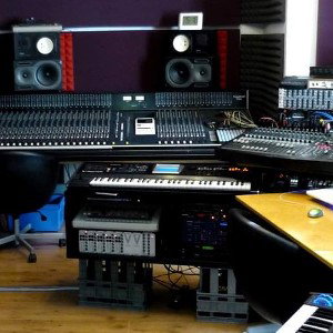 Vero Loud Recordz