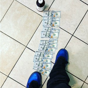 LashMoneyy5700