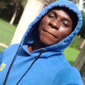 Ey black 