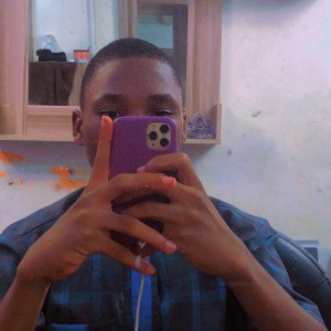 Seyi Tz