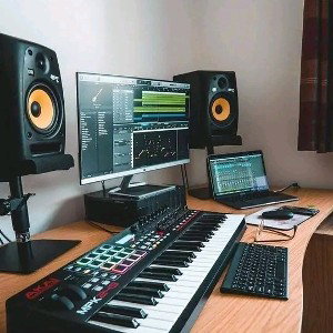 UzzyRecordLabel