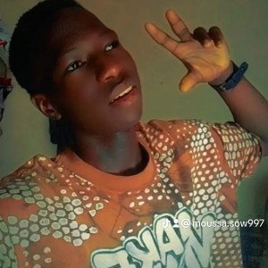 Moyza king