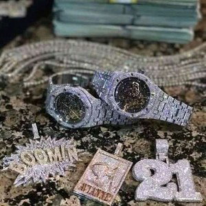 ntoshk - Diamonds all on my wrist
