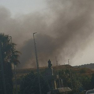 Quemando el micro, las cenizas pa la calle