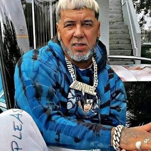 YONE EL YO - Smoke Weed