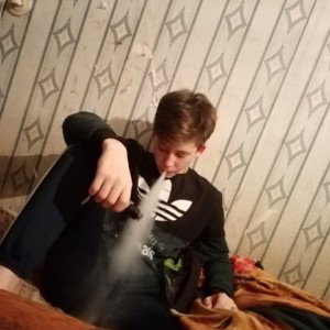 Жизнь трудна.