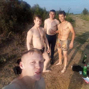 Ей Стапорни 