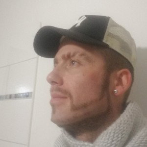 AsTroReaL - Grosser Bruder™