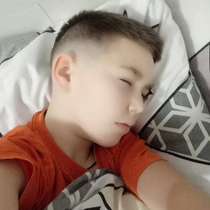 лежать спать 