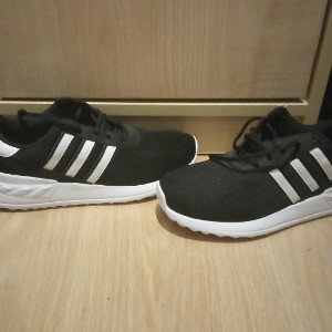 не реклама adidas!!!!! 😀😀😀