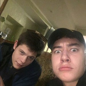Пришла шлюха в бар 