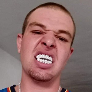 leaking_down_ur_thigh freestyle "with a broken mic"