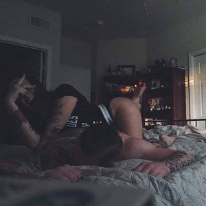 quien ama a su novia quien valora asu novia no seas machista eso no tebllavara a nada 