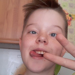 слышиш😉
