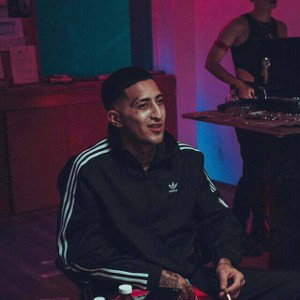 Neutro Shorty ft manira si mañana muero