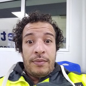 babouin sauvage youtubeur milliardaires